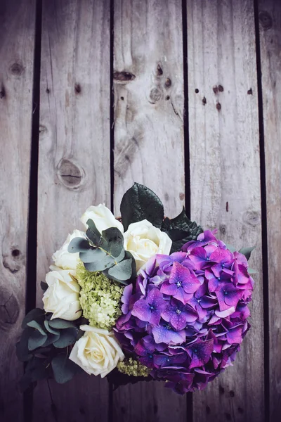 Big bouquet of fresh flowers — Stock Photo, Image