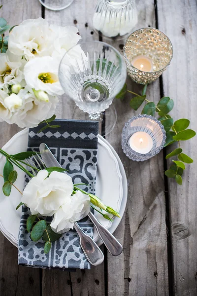 Decoração de mesa de casamento de verão — Fotografia de Stock