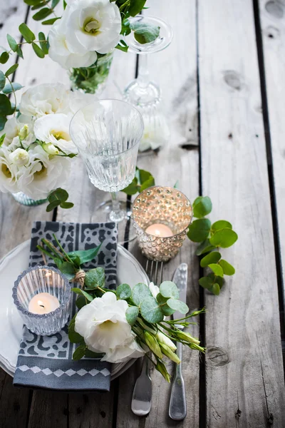 Decoração de mesa de casamento de verão — Fotografia de Stock