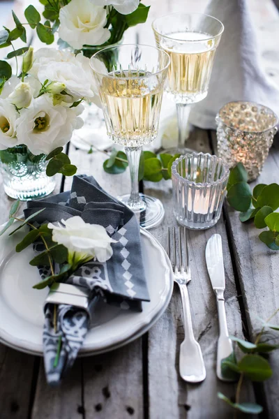 Summer wedding table decor — Stock Photo, Image