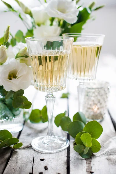 Summer wedding table decor — Stock Photo, Image