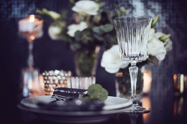 Decoración de mesa para la cena — Foto de Stock