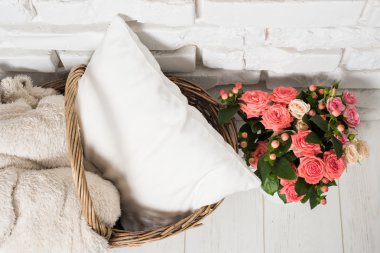 Cozy country home decor