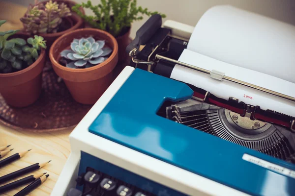 Espacio de trabajo hipster — Foto de Stock