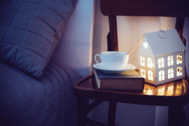 Rahat akşam yatak odası