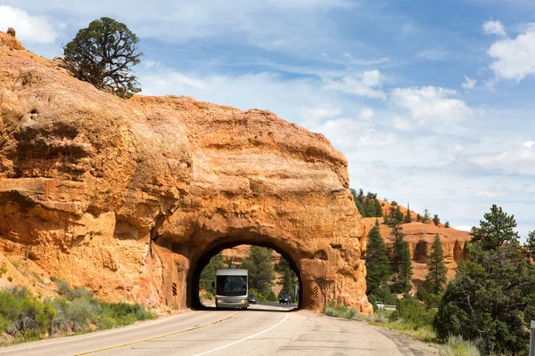 RV Red Canyon tünel Utah — Stok fotoğraf