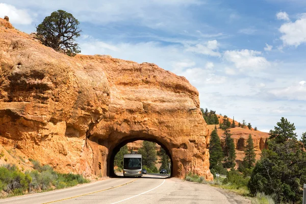 RV Red Canyon Tunnel Utah Foto Stock