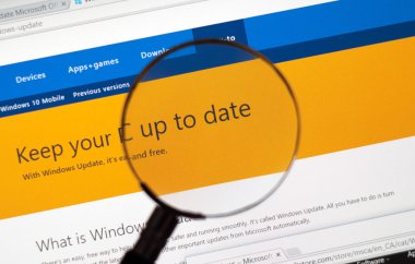 Microsoft Update Internet üzerinde.