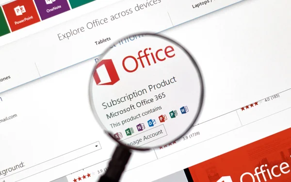 Microsoft Office Word, Excel. Fotos De Bancos De Imagens Sem Royalties