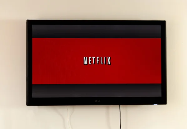 Приложение Netflix на телевидении — стоковое фото