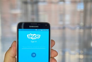 Skype uygulama android smartphone cep telefonu ile