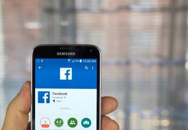 Android smartphone cep telefonu ile Facebook Uygulama
