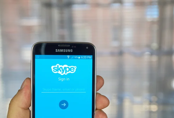 Aplicação Skype no smartphone Android — Fotografia de Stock