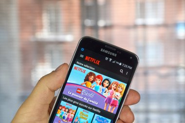 Netflix app android cep telefonu