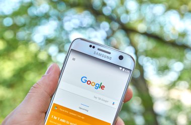 Google şimdi Launcher uygulaması
