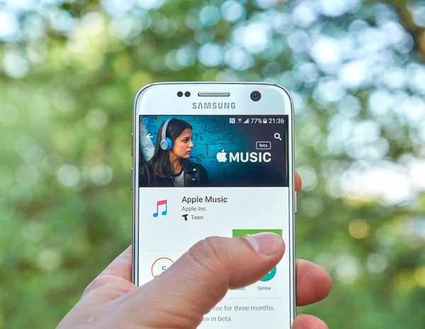 Ανδροειδές app Apple Music — Φωτογραφία Αρχείου