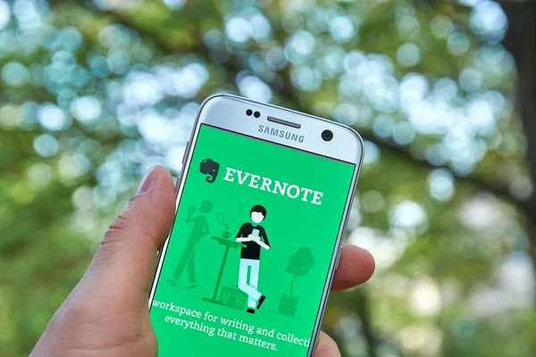 Evernote 在三星 S7 中的应用 — 图库照片