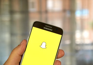 Samsung S7 üzerinde Snapchat uygulaması