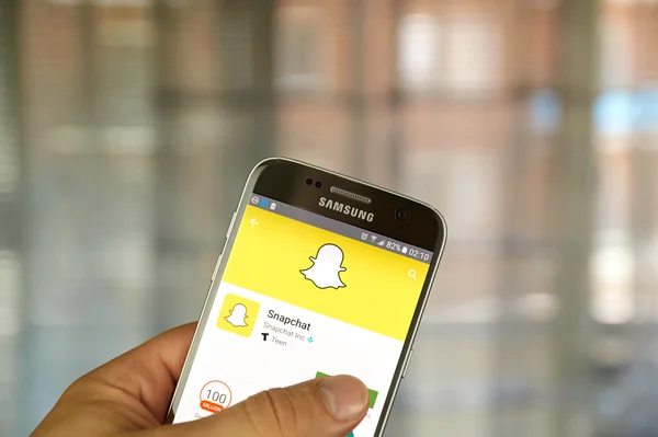 Samsung S7 üzerinde Snapchat uygulaması — Stok fotoğraf