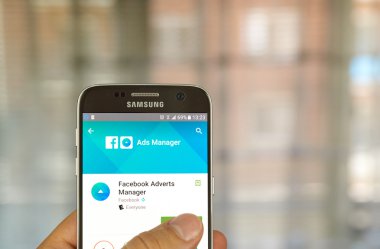 Facebook Reklam Yöneticisi