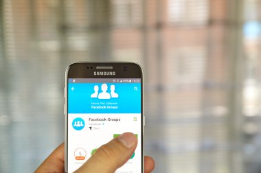 Facebook grupları app.