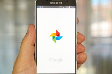 Google Fotoğraflar logosu