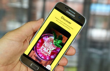 Cep telefonuyla Snapchat bulma