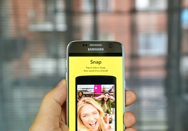 Snapchat module op mobiele telefoon — Stockfoto
