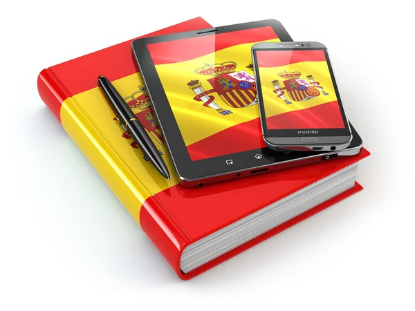 Aprendendo espanhol. Dispositivos móveis, smartphone, tablet pc e livro — Fotografia de Stock