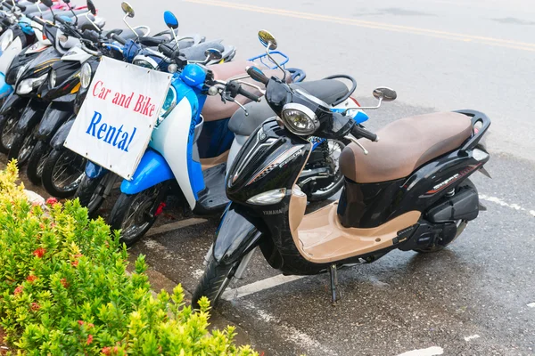 Motor bikes for rent in Ao Nang, Krabi — Stock Photo, Image