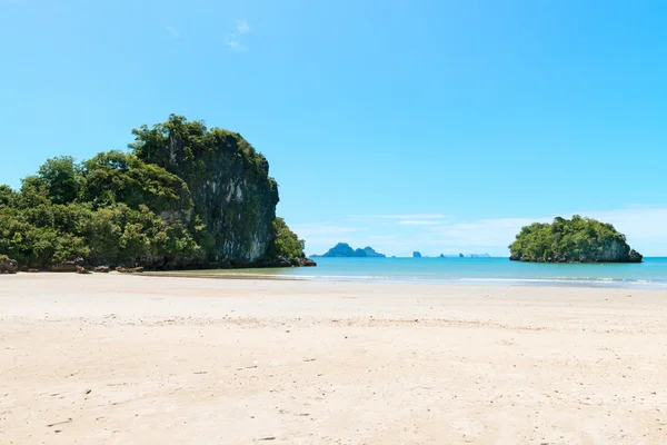 Tropical islands at Ao Nang, Krabi — Stock Photo, Image