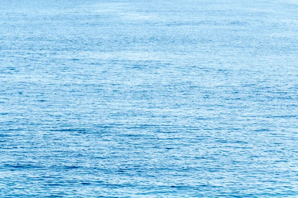 Calma Océano Tropical se extiende al fondo del horizonte Imagen de stock