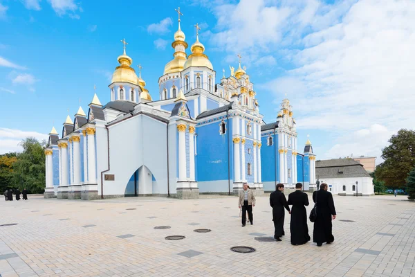 St. Michael's Golden Domed Cathedral in Kiev, Ukraine — Stock Photo, Image