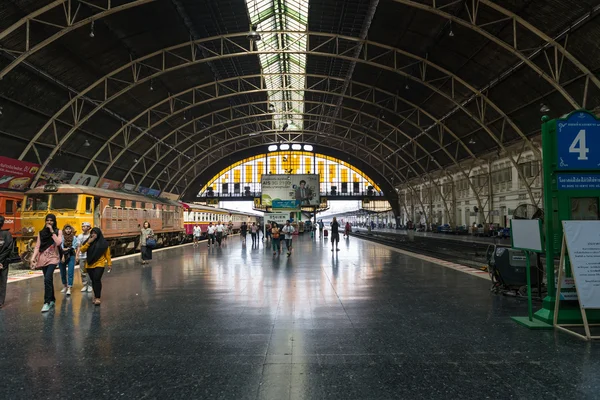 Centrale hua lamphong treinstation in bangkok — Stockfoto