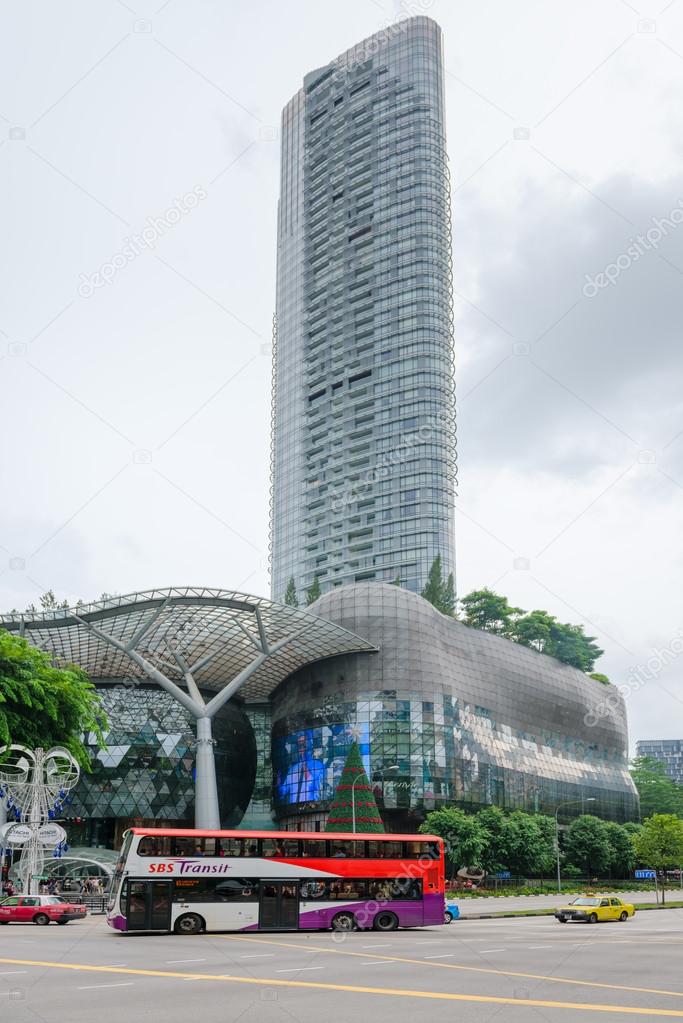ION Orchard shopping mall and residences in Singapore — Stock