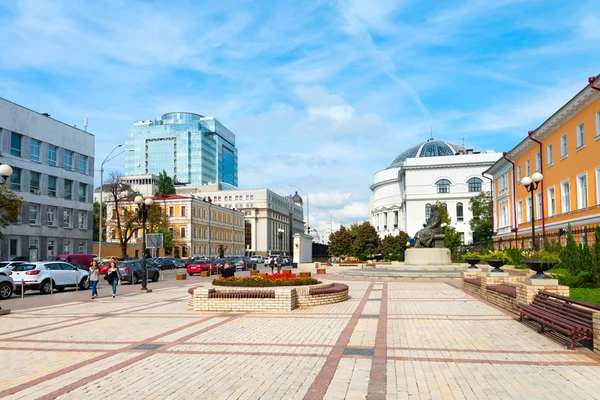 Volodymyr Street is one of the central street in historical part — Stock Photo, Image