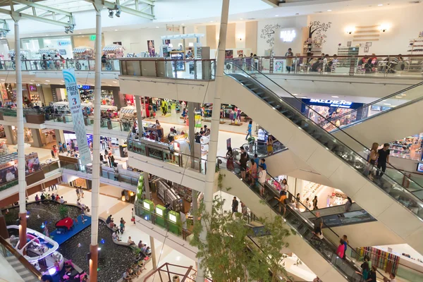 Shopping grande, principais destinos de compras . — Fotografia de Stock