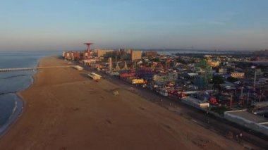 Coney Island beach eğlence parkı hava 4k