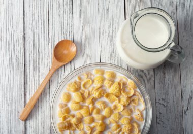 Sağlıklı kahvaltı.