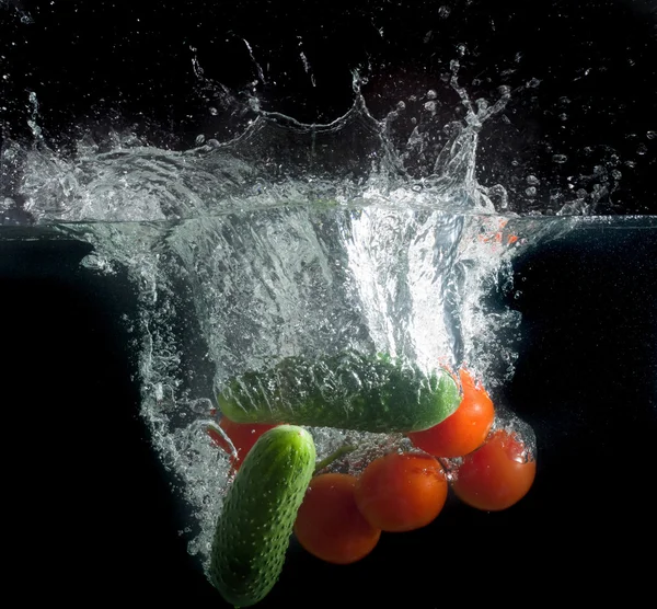 Rajčata a okurky — Stock fotografie