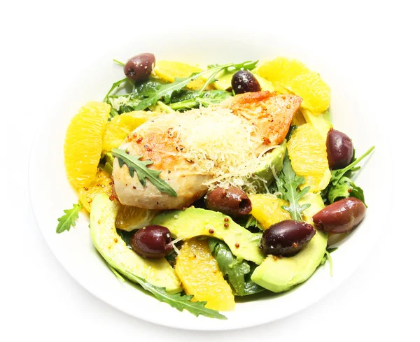 Ensalada de pollo, aguacate y naranja. Aislado sobre blanco — Foto de Stock