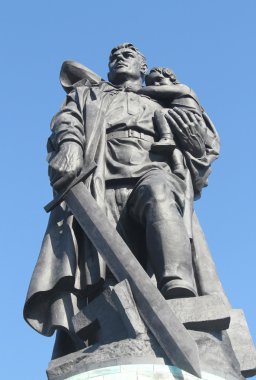 Sovyet savaş Anıtı, berlin
