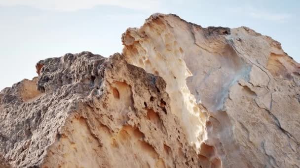 カスピ海沿岸の岩 — ストック動画