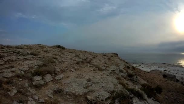 Caminhada Noturna Longo Das Falésias Costeiras Mar Cáspio Cazaquistão Região — Vídeo de Stock