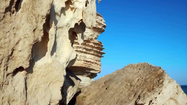 Rocas Orilla Del Mar Caspio — Vídeo de stock