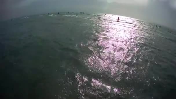 Люди Морі Люди Плавають Каспійському Морі Затока Кендерлі Фетісово Місяць — стокове відео