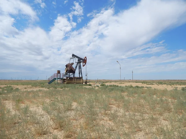 Petrochemicznych na biegunach — Zdjęcie stockowe