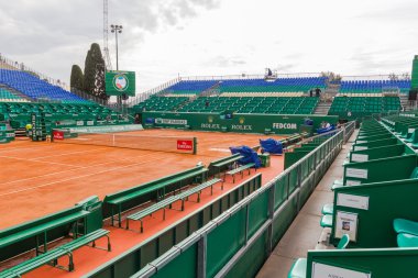 Monte-Carlo Rolex Masters final sınavlarına hazırlanan kil Tenis Kortu