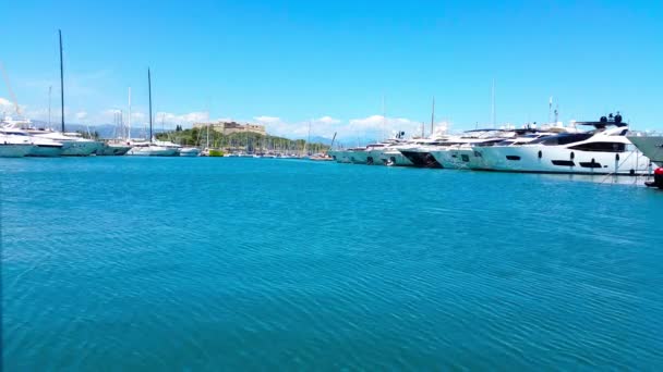 Port Antibes i twierdza — Wideo stockowe