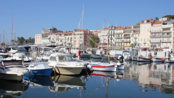 Fransa 'nın eski Cannes limanının manzarası — Stok video